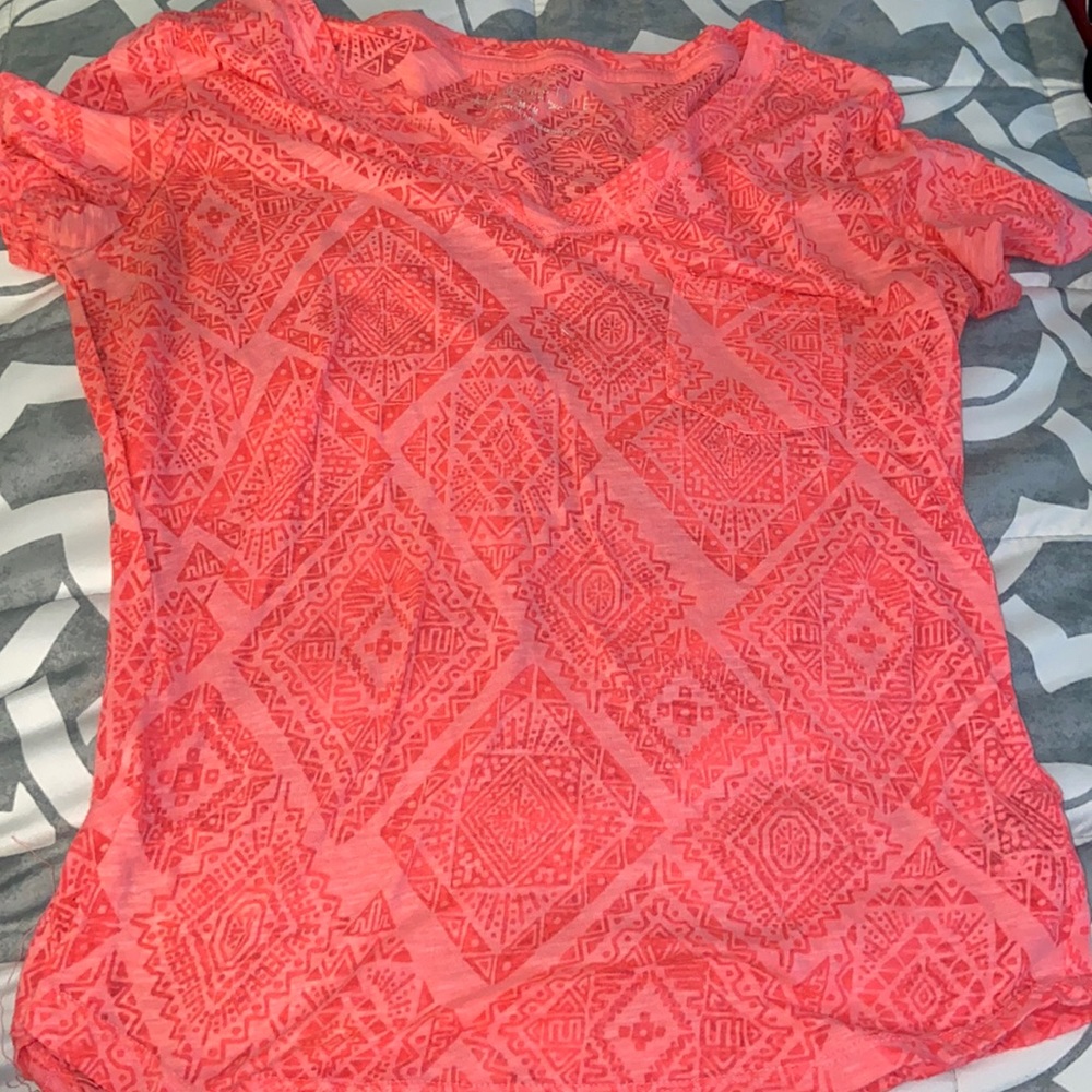 Hot pink Aeropostale T-shirt